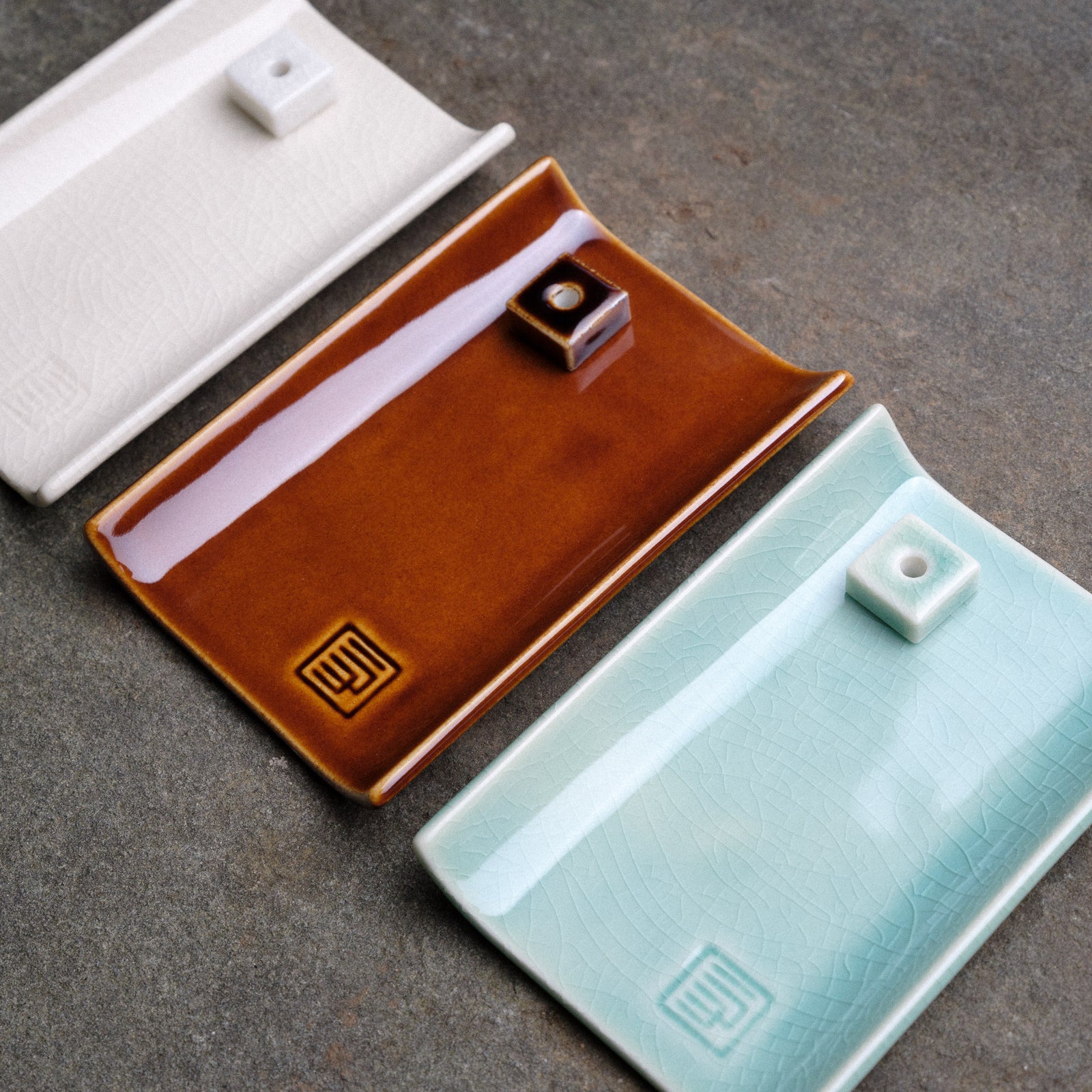 Yukari Handmade Japanese Ceramic Plate with Incense Stand